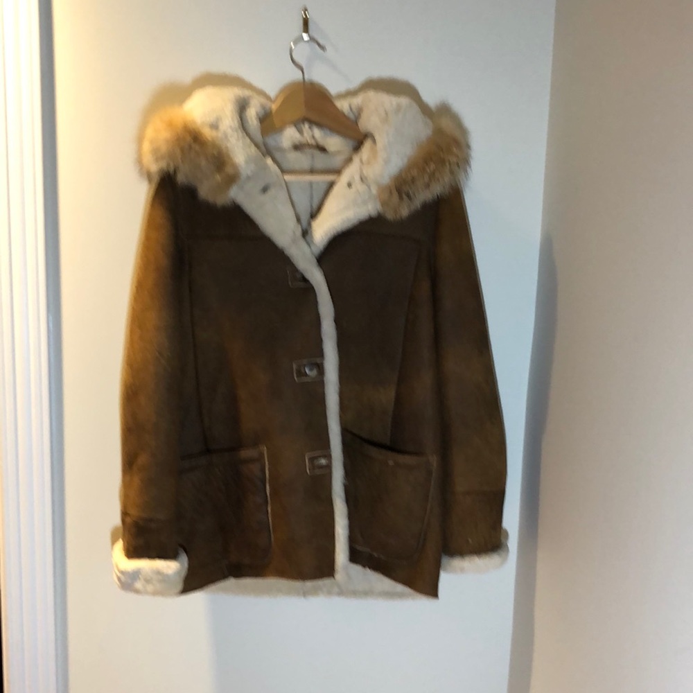 NWOT fur-trimmed shearling coat